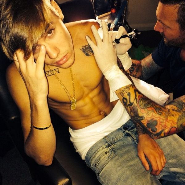 Justin Bieber: Šel je po novo tetovažo!