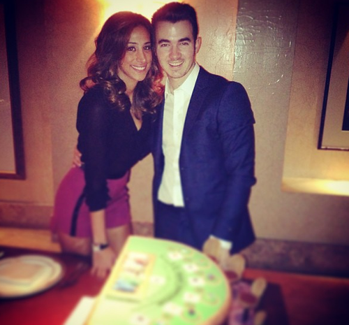 Čestitamo! Kevin in Danielle Jonas praznovala 3. obletnico poroke!