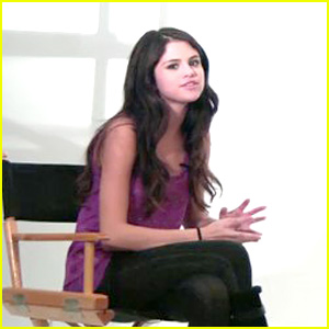 Selena Gomez svetuje: Obleci se zase, ne za druge!