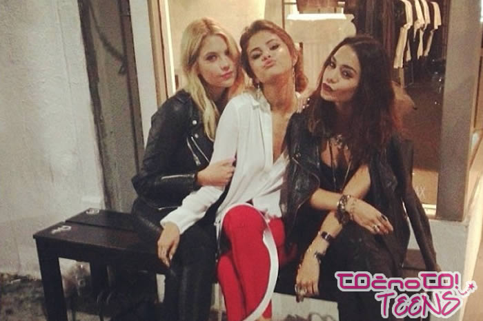 Selena ponovno v družbi Vanesse in Ashley!