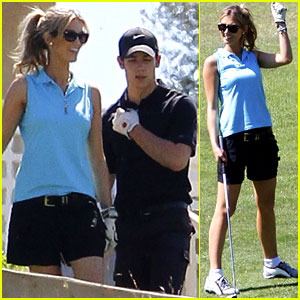 FOTO: Nick Jonas: Punco je peljal na golf