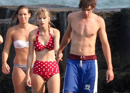 Foto: Taylor Swift: Z novim fantom z roko v roki na plaži!