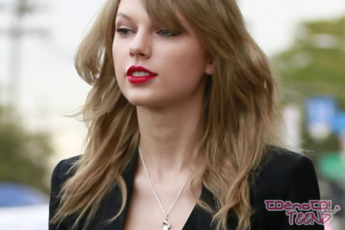 Oboževalci Taylor Swift se ne ustavljajo!