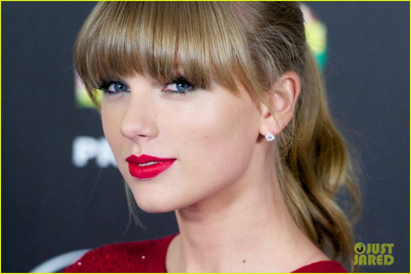 Vroče! Taylor Swift: Navija za Seleno in Austina?