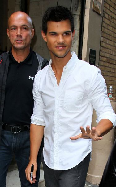 Taylor Lautner dobiva ženitne ponudbe