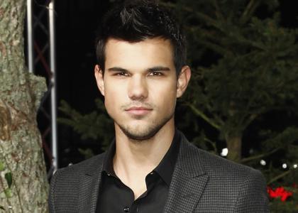 Taylor Lautner: Živim dvojno življenje!
