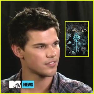 Taylor Lautner je razkril nekaj več o svojem novem projektu