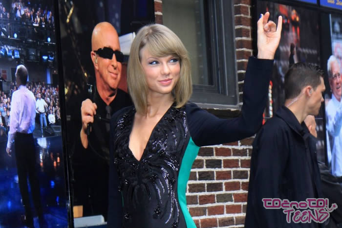 NORO! Taylor Swift bo najbrž podrla tudi ta rekord!