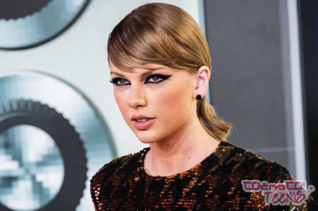 NEPREMAGLJIVE! To je še ena, ki se je pridružila kliki Taylor Swift!