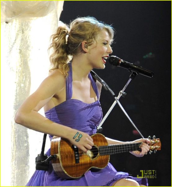 Taylor Swift: Na Teen Choice Award ji bo izkazana velika čast!