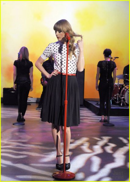 Taylor Swift: Razkriva svoj tip fanta, ki ji je všeč!