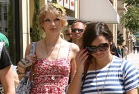 Taylor prejela tri nominacije za CMT 2010!