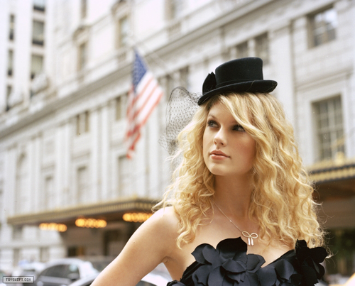 Obleci se kot Taylor Swift
