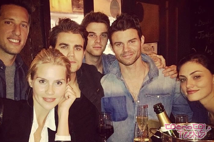 The Originals in Vampirski dnevniki skupaj na pijači!