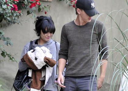 Zmeda! Vanessa Hudgens bi naj bila spet z Zacom, a je bila ujeta z Austinom!