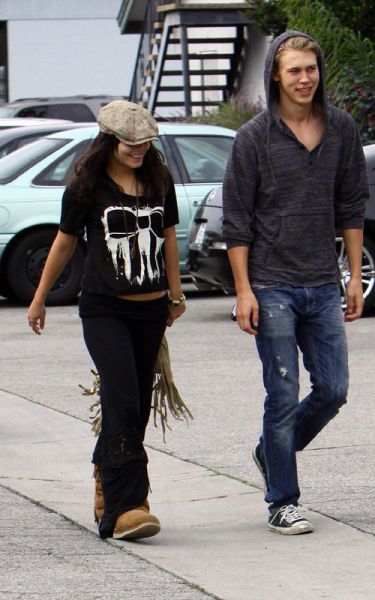 Foto: Vanessa Hudgens: S svojim fantom se več ne skriva!