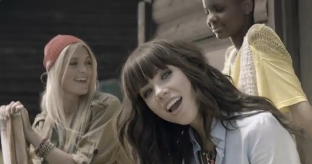 Video! Oglej si novi videospot Carly Rae Jepsen