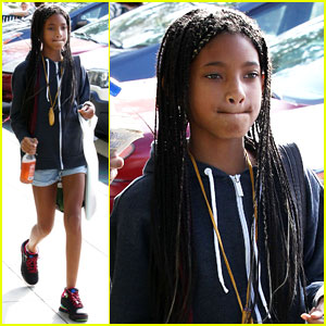 FOTO: Willow Smith je pravi knjižni molj!