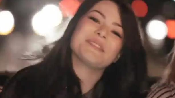 VIDEO: Miranda Cosgrove ima super nov videospot 'Dancing Crazy'!