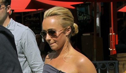Hayden Panettiere je proti svojemu fantu kot palček: Le kako jima uspeva?!