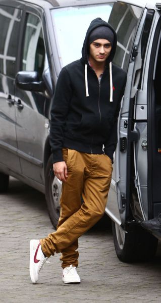 Šok! Zayn iz 1D: Na Twitterju prejemal rasistična sporočila!