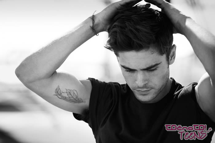 FOTO: ''Zac Efron, kidaj!''