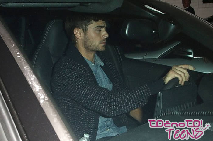 ŠOK! Zac Efron sploh ni šel na rehabilitacijo!
