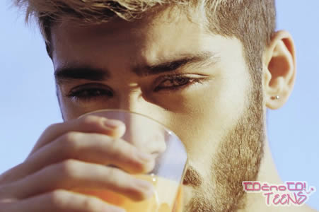VARAL?! Zayn spregovoril o domnevnih aferah na Tajskem!