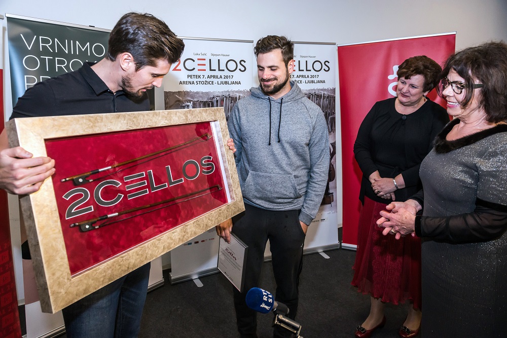2Cellos