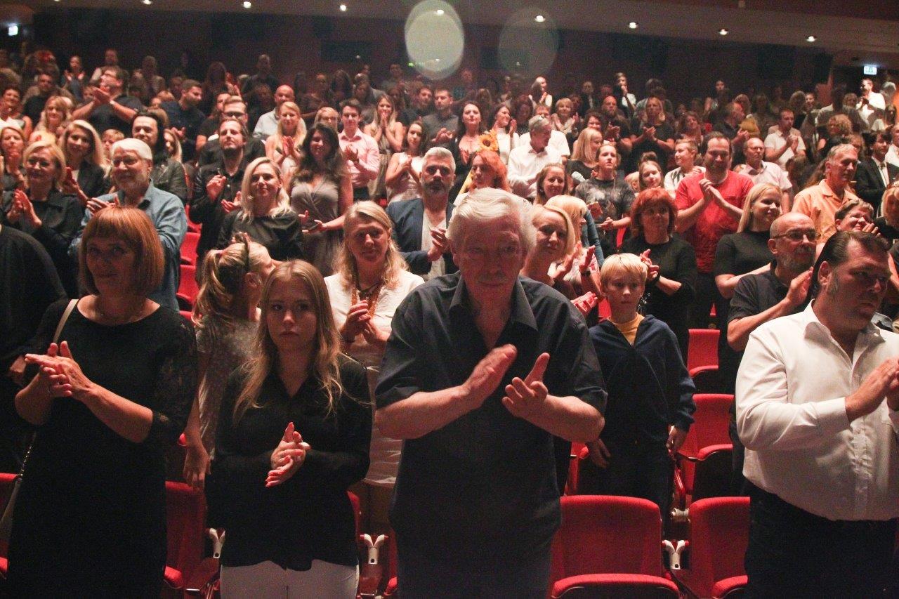 GAJIN SVET_premiera Cankarjev dom_foto_mare vaupotič_zaklop (25)