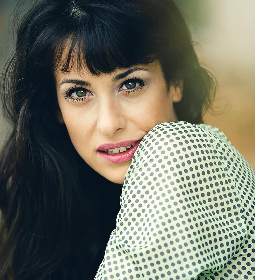 Lara Komar