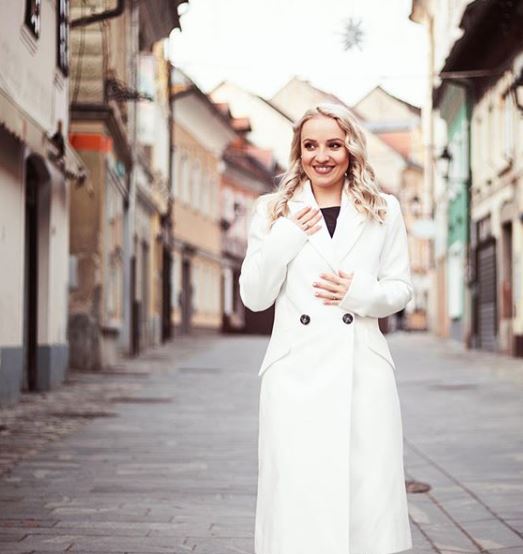 Ana Žontar Ana Žontar