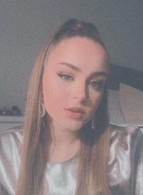 Lina Kuduzović Lina Kuduzović