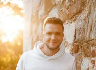 Bravo! Luka Basi se loti tudi tega opravila Luka Basi