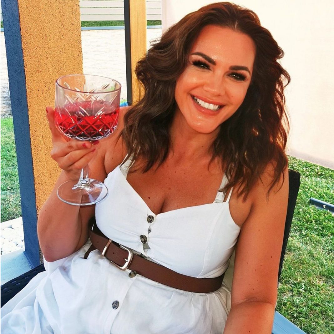 Rebeka-Dremelj Rebeka-Dremelj