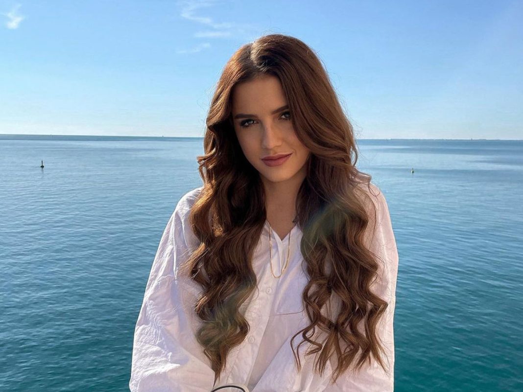 Anja-Širovnik Anja-Širovnik