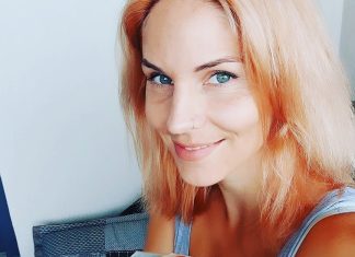 Lea Sirk delila video iz porodnišnice in razkrila, da ne more vstati iz postelje