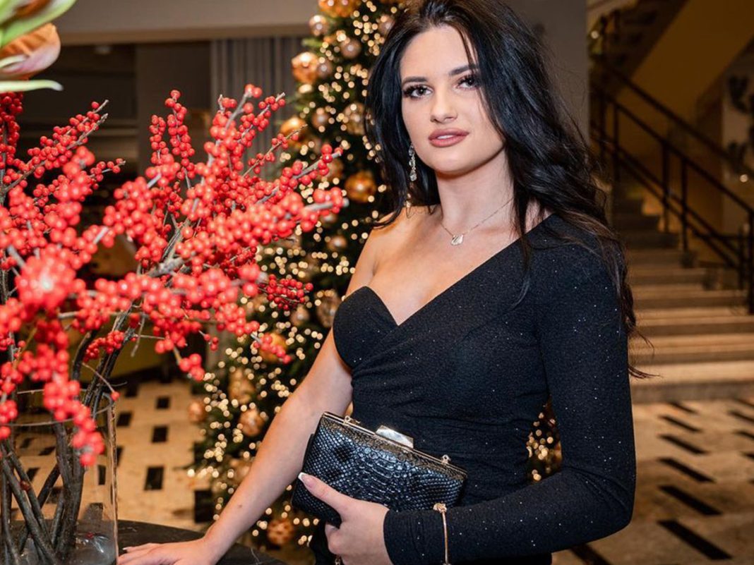 Ana-Pusovnik Ana-Pusovnik