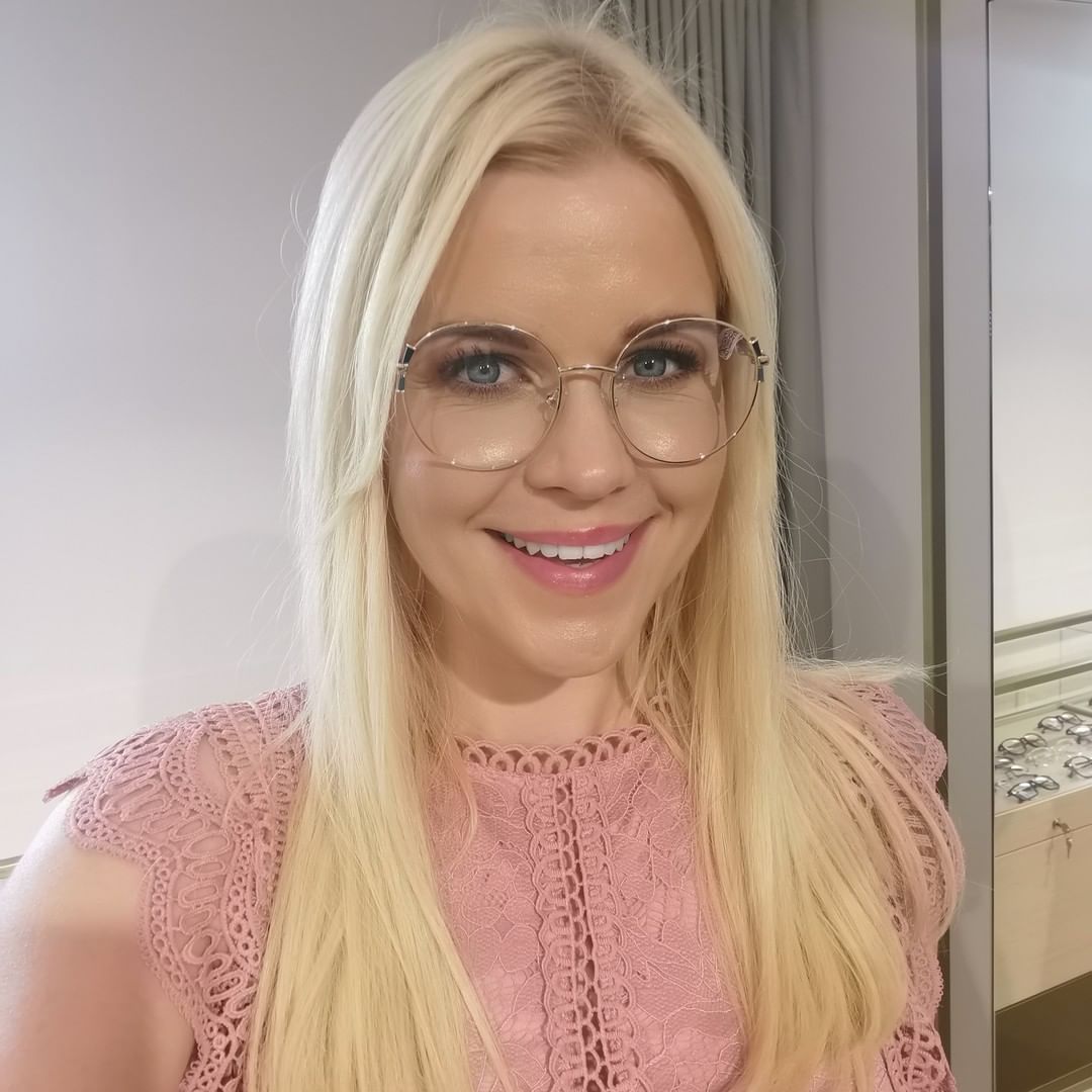 Darja Gajšek ima nova očala