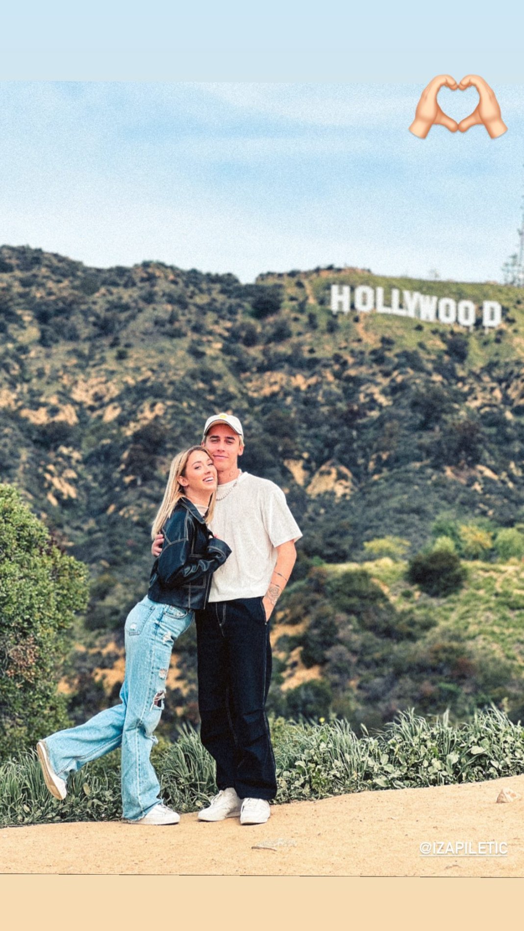 Anej in Iza sta v Los Angelesu. Vir: Instagram