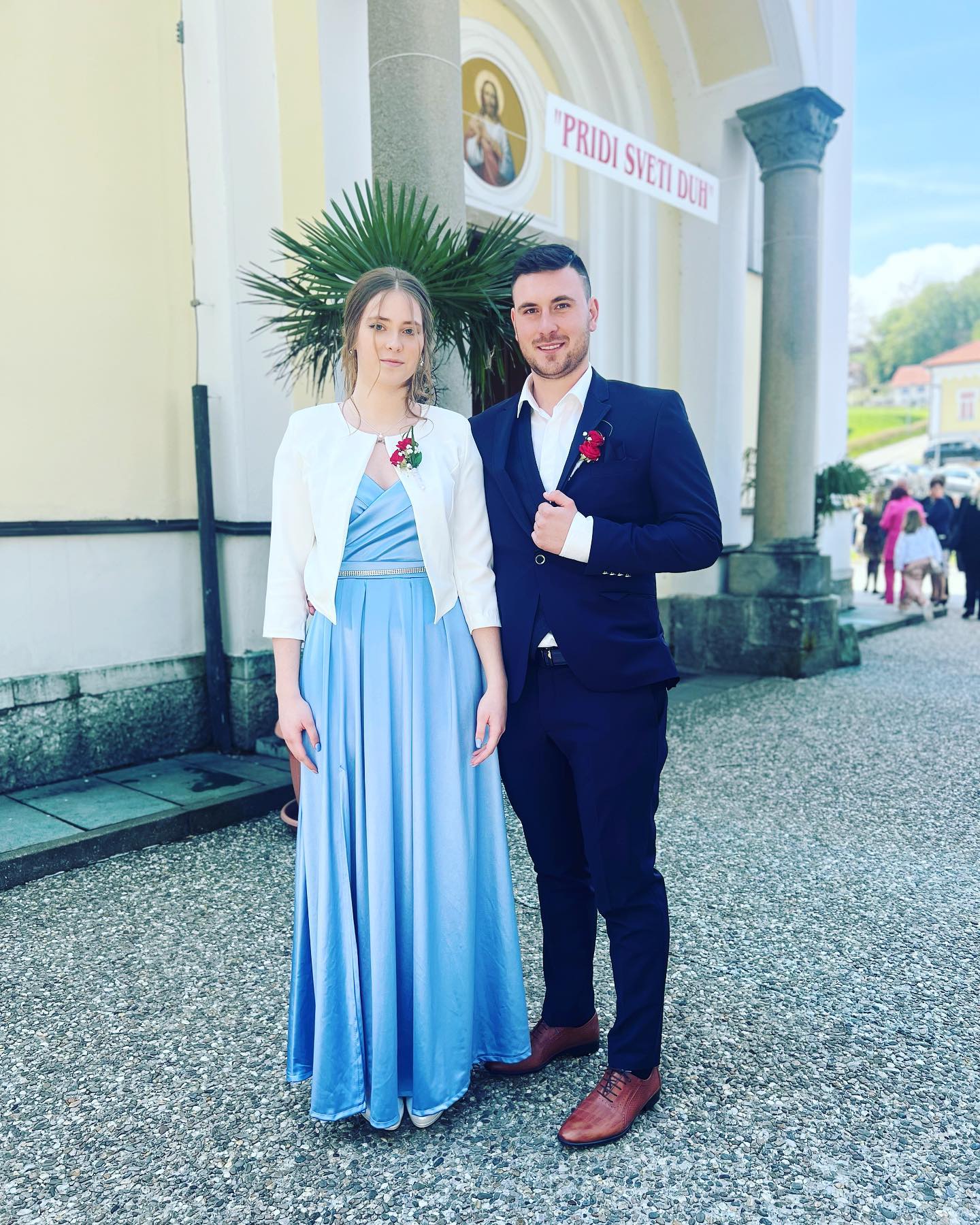 Tilen in njegova birmanka. Vir: Instagram
