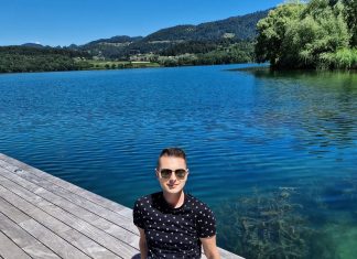 Damjan Murko ob vodi (2)