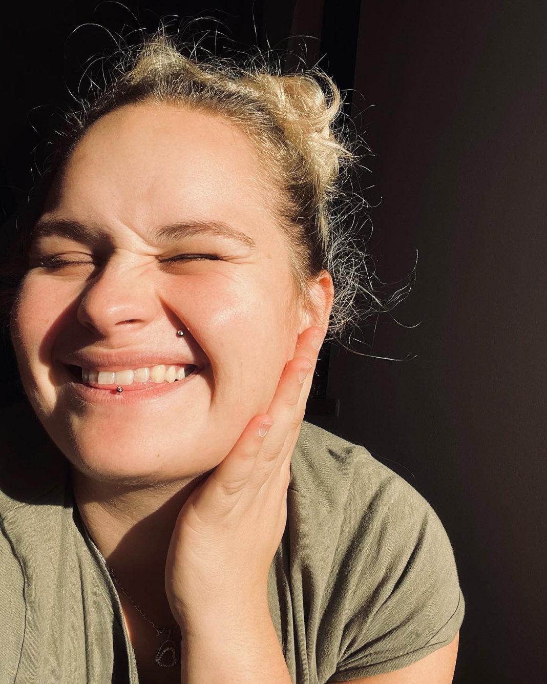 Karin Lipovnik je vidno nasmejana