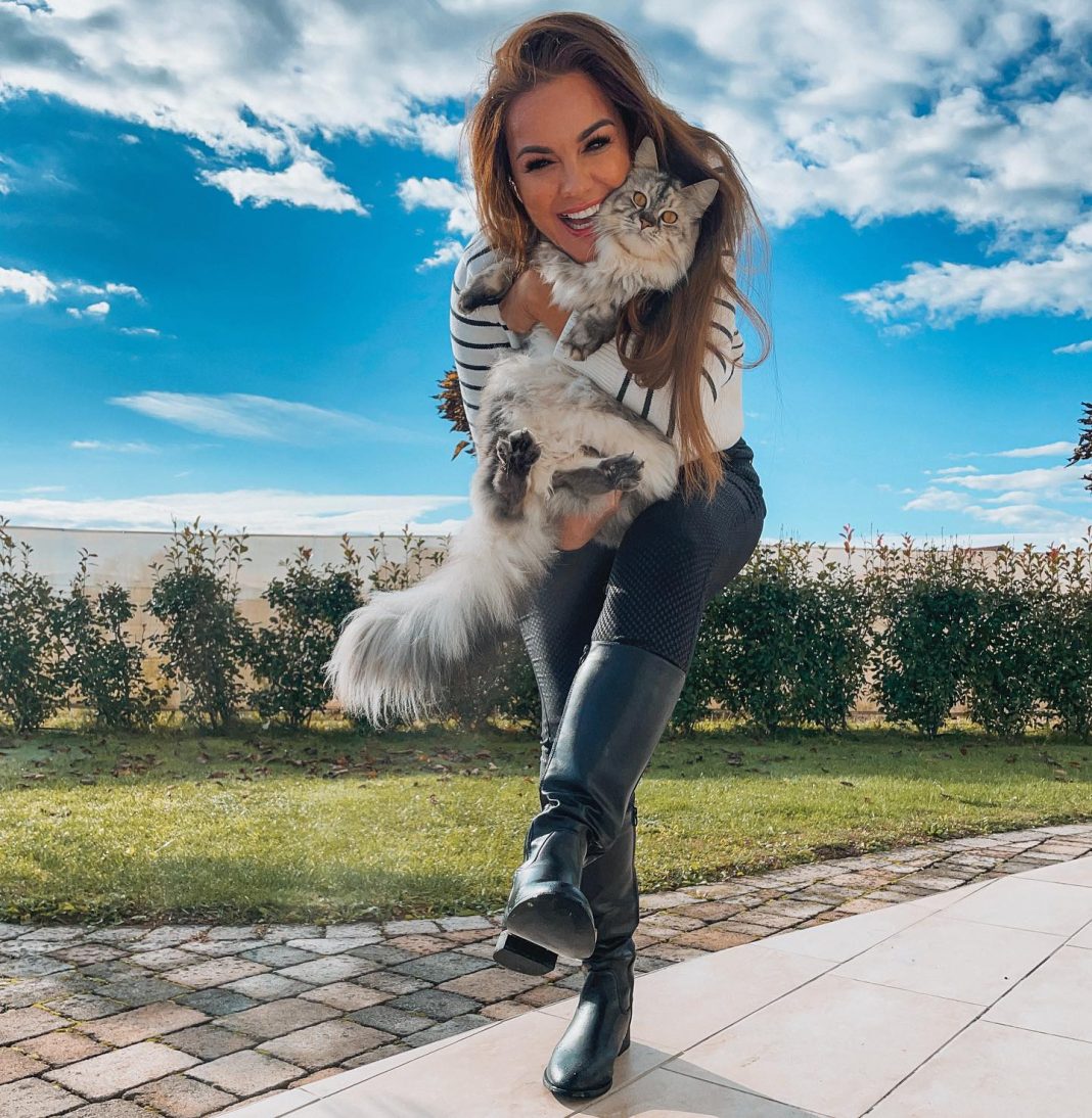Rebeka Dremelj