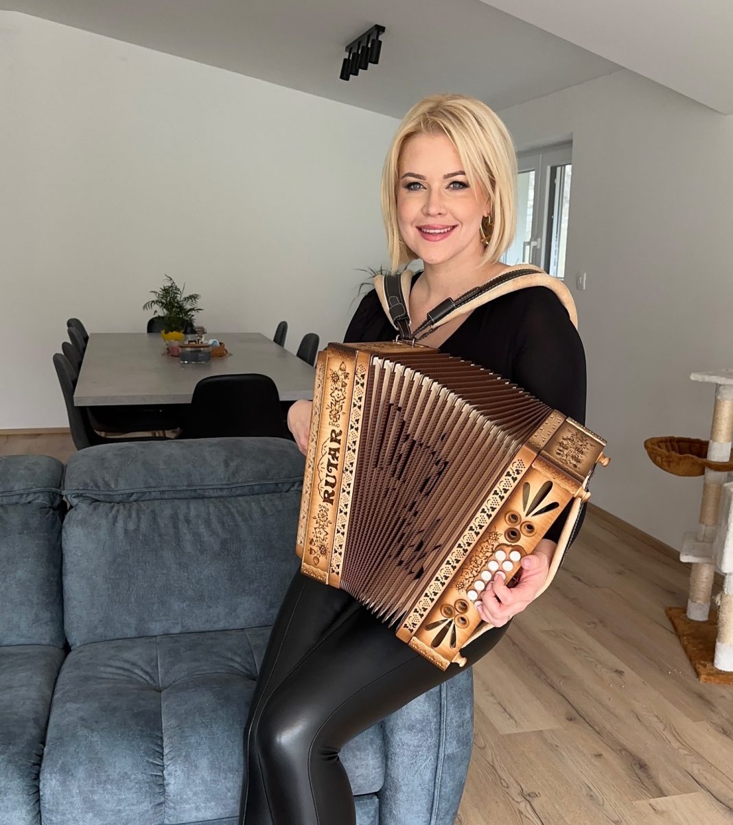 Darja Gajšek
