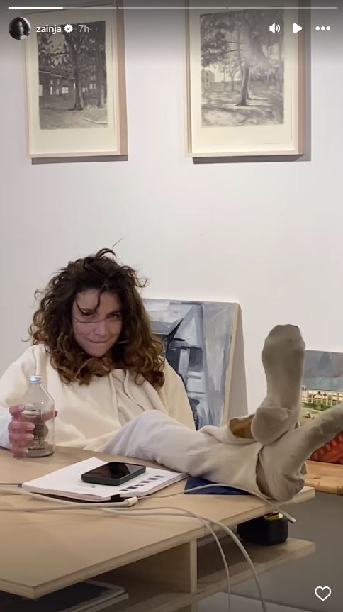 Inja Zalta ima res umazane nogavice. Vir: Instagram
