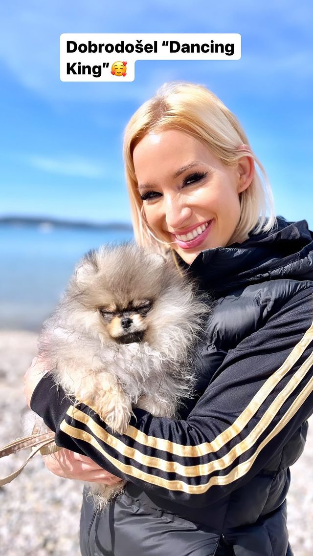 Alya ima novega kužka. Vir: Instagram