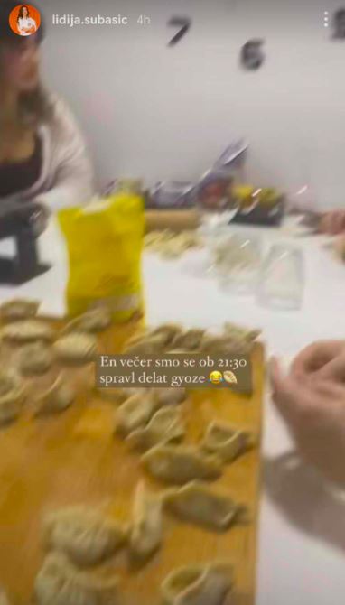Tekmovalci so bili pridni tudi ob večerih. Vir: Instagram