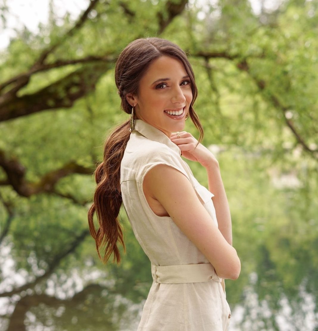 Monika Avsenik