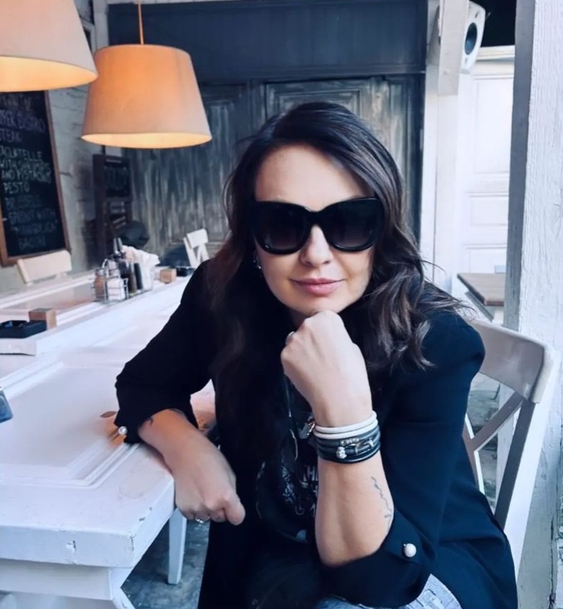 Anja R.